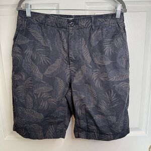 Reyn Spooner with Uniqlo Mens Chino Shorts Size Medium Tropical Floral Print GUC